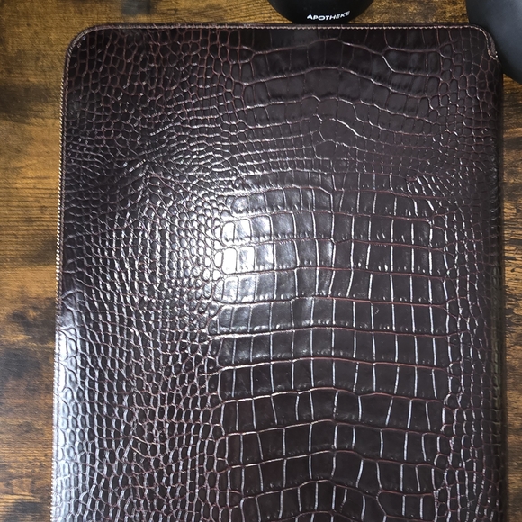 Smythson Dark Brown Crocodile-Embossed A4 Agenda - Picture 5 of 7